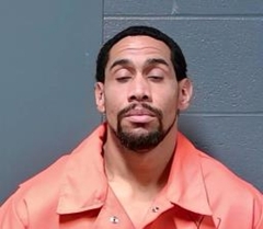 Mugshot of Wells, Roberto Bush